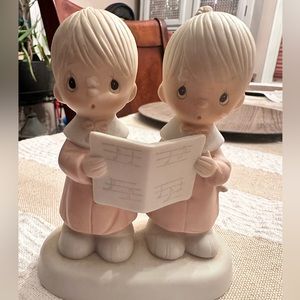 Precious moments "peace on earth" collectible